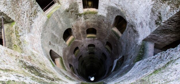 POZZO DI SAN PATRIZIO 1